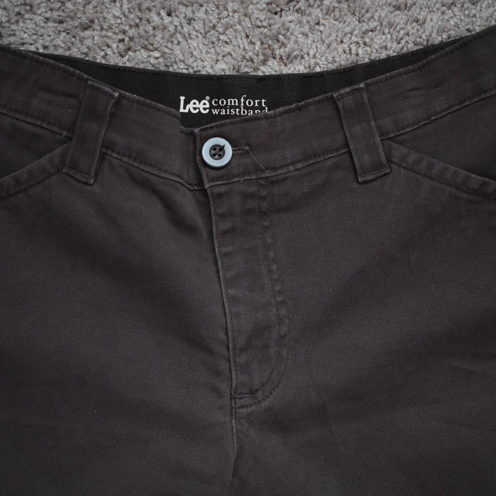 Lee Brown Pants - Picture 2 of 5